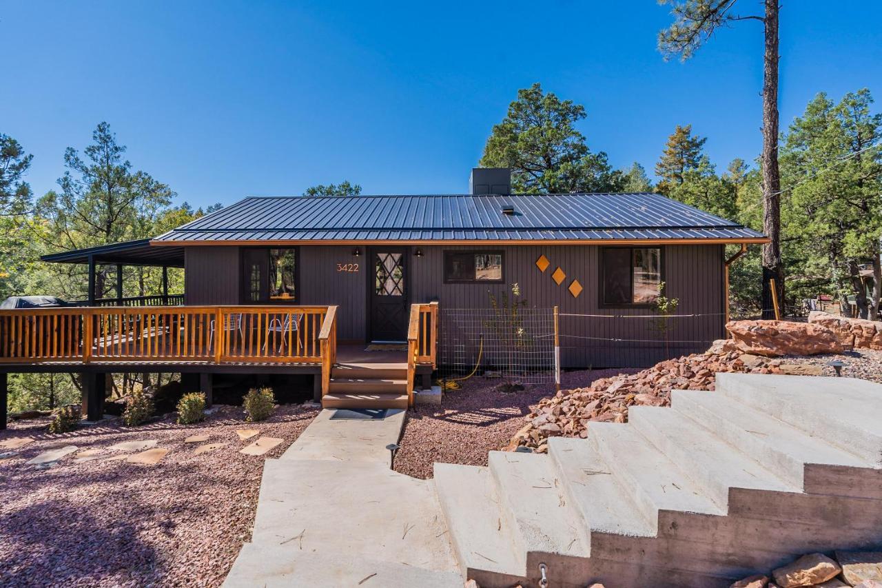 The Pine House - Cozy Mid-Century Modern, Pet-Friendlyヴィラ エクステリア 写真
